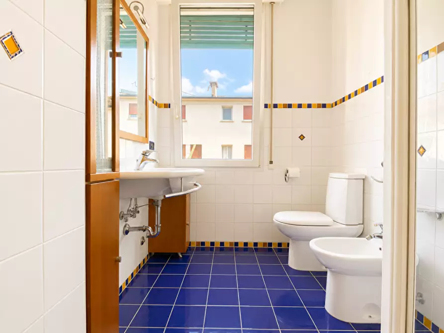 Immagine 19 di Appartamento in vendita  in Via Giuseppe Parini a Vicenza