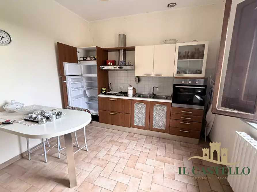 Immagine 7 di Villetta a schiera in vendita  in Via Cavour a Castiglione Del Lago