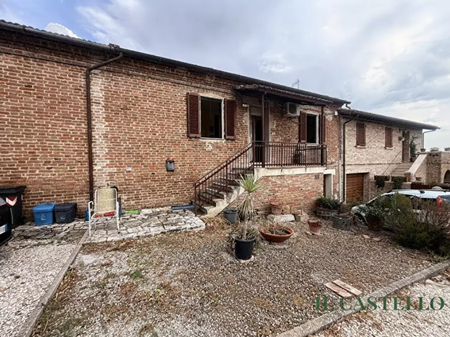 Immagine 14 di Villetta a schiera in vendita  in Via Cavour a Castiglione Del Lago