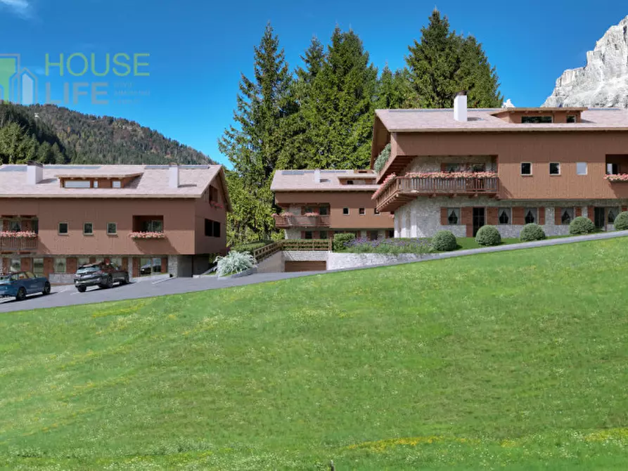 Immagine 2 di Appartamento in vendita  in Via Beata Vergine della Difesa a San Vito Di Cadore