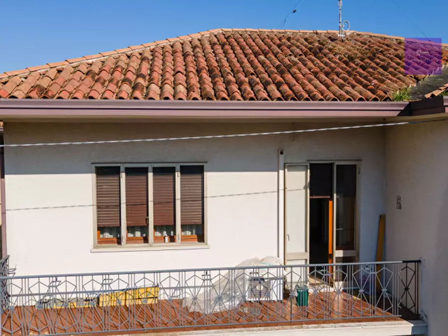 Immagine 1 di Appartamento in vendita  a Battaglia Terme