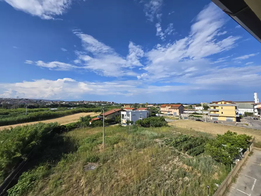 Immagine 8 di Appartamento in vendita  in Via Primo Maggio a Davoli