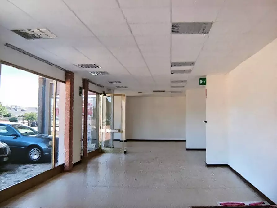 Immagine 3 di Negozio in vendita  in Via Polesana per Rovigo, 32 a Lendinara
