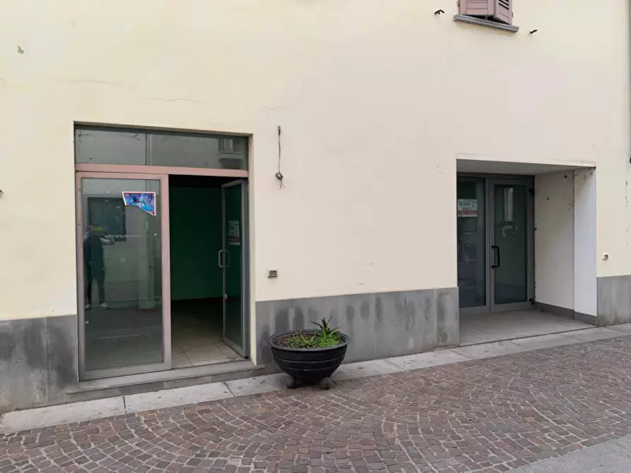 Immagine 5 di Negozio in vendita  in Via Magenta a Verdello