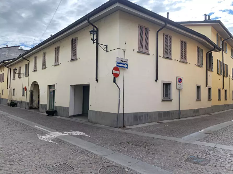 Immagine 7 di Negozio in vendita  in Via Magenta a Verdello