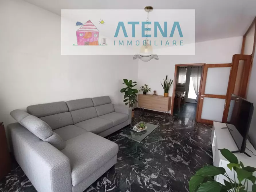 Immagine 2 di Appartamento in vendita  in via franzela a Padova