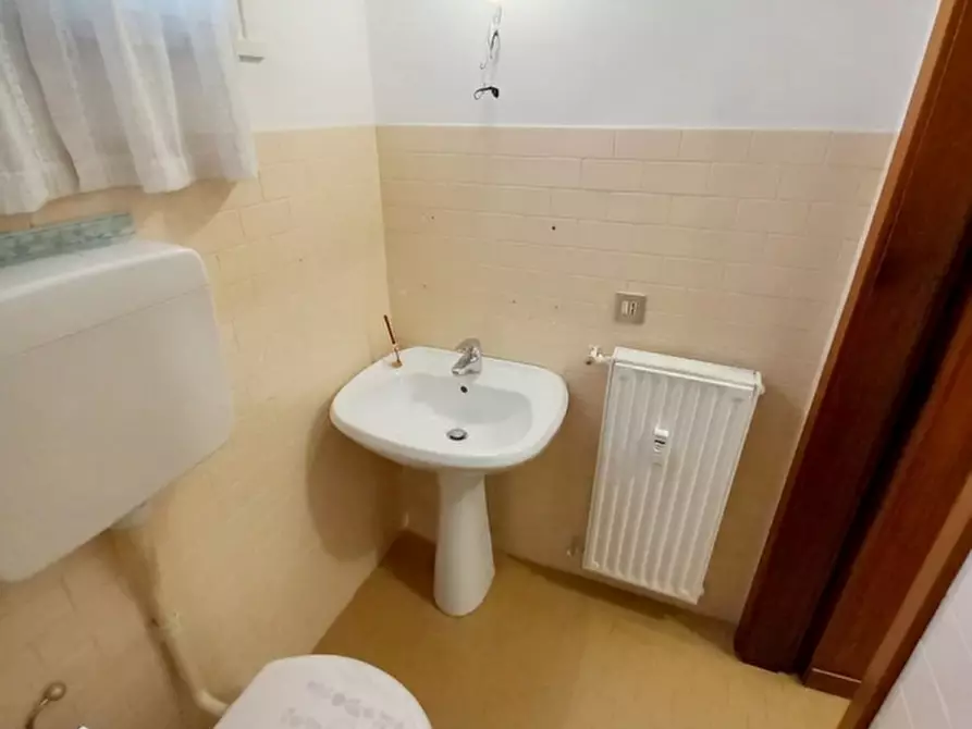 Immagine 43 di Appartamento in vendita  in via franzela a Padova