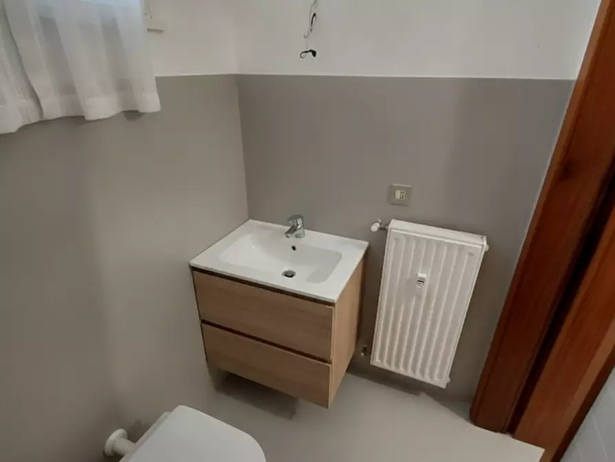 Immagine 45 di Appartamento in vendita  in via franzela a Padova