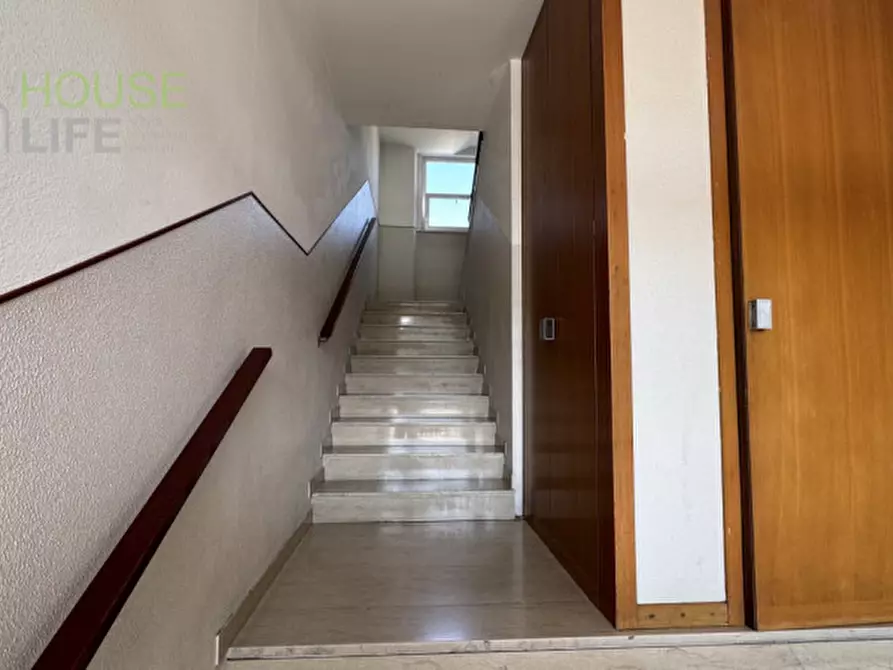 Immagine 15 di Appartamento in vendita  in via Dell'Industria a Schio