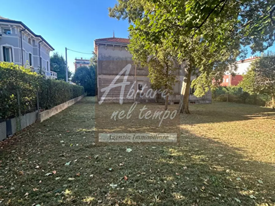 Immagine 5 di Villa in vendita  in Viale Venezia a Bassano Del Grappa