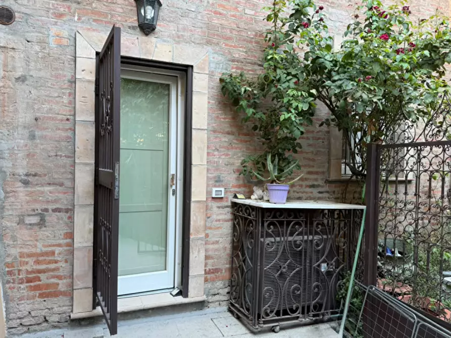 Immagine 10 di Appartamento in affitto  in strada maggiore a Bologna