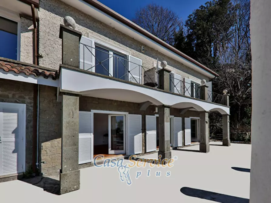 Immagine 23 di Villa in vendita  in Via Spiaggia del Lago a Castel Gandolfo