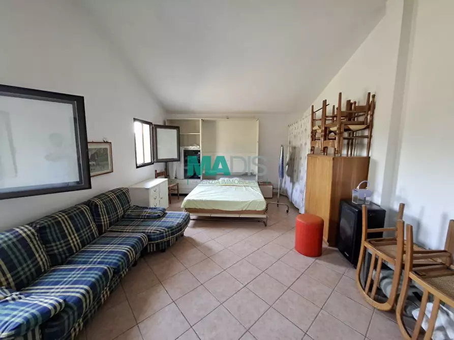 Immagine 38 di Terreno in vendita  in via di malcantone e vignone a Prato