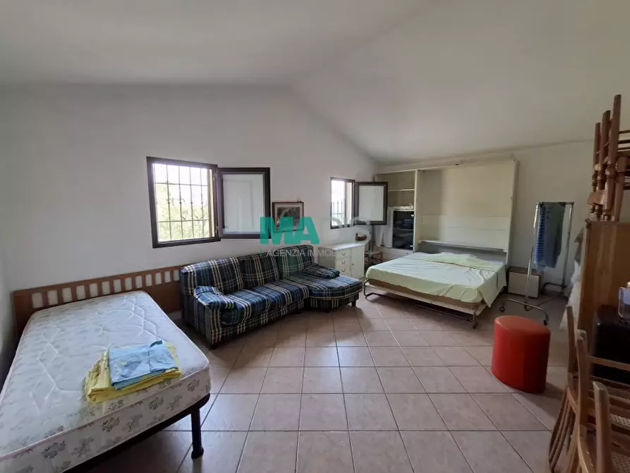 Immagine 39 di Terreno in vendita  in via di malcantone e vignone a Prato