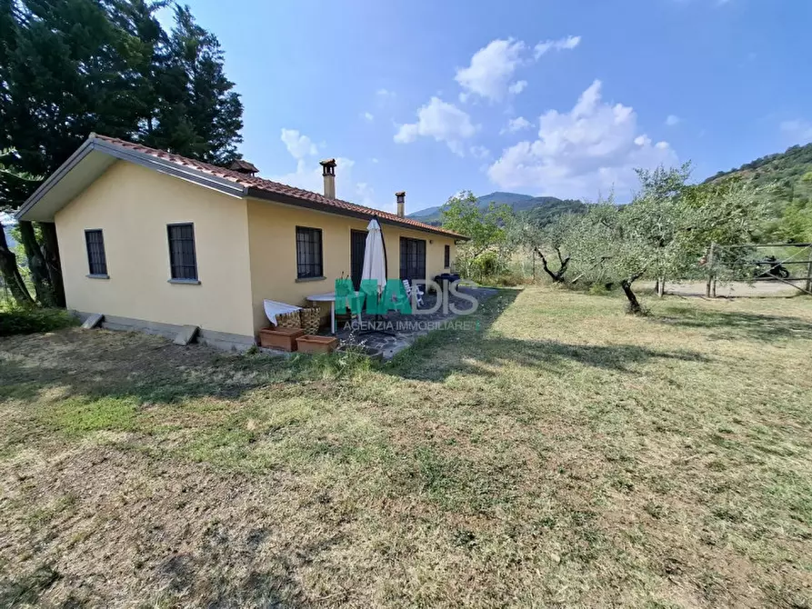 Immagine 51 di Terreno in vendita  in via di malcantone e vignone a Prato