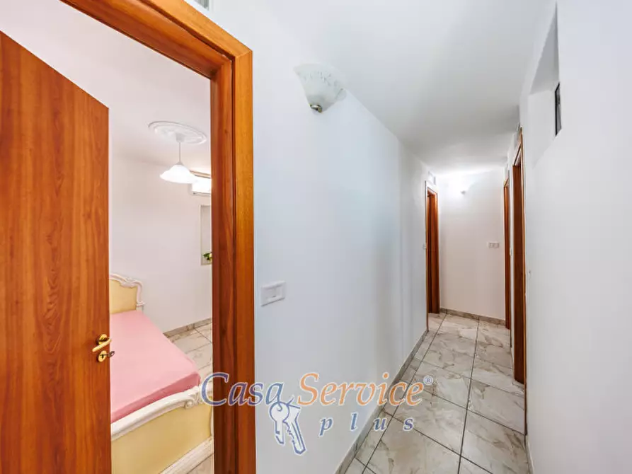 Immagine 7 di Villa in vendita  in Via Ischia a Taviano