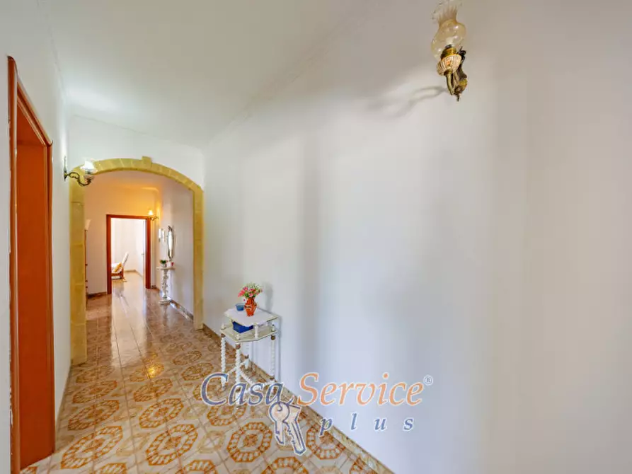 Immagine 19 di Villa in vendita  in Via Ischia a Taviano