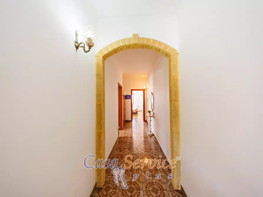 Immagine 30 di Villa in vendita  in Via Ischia a Taviano