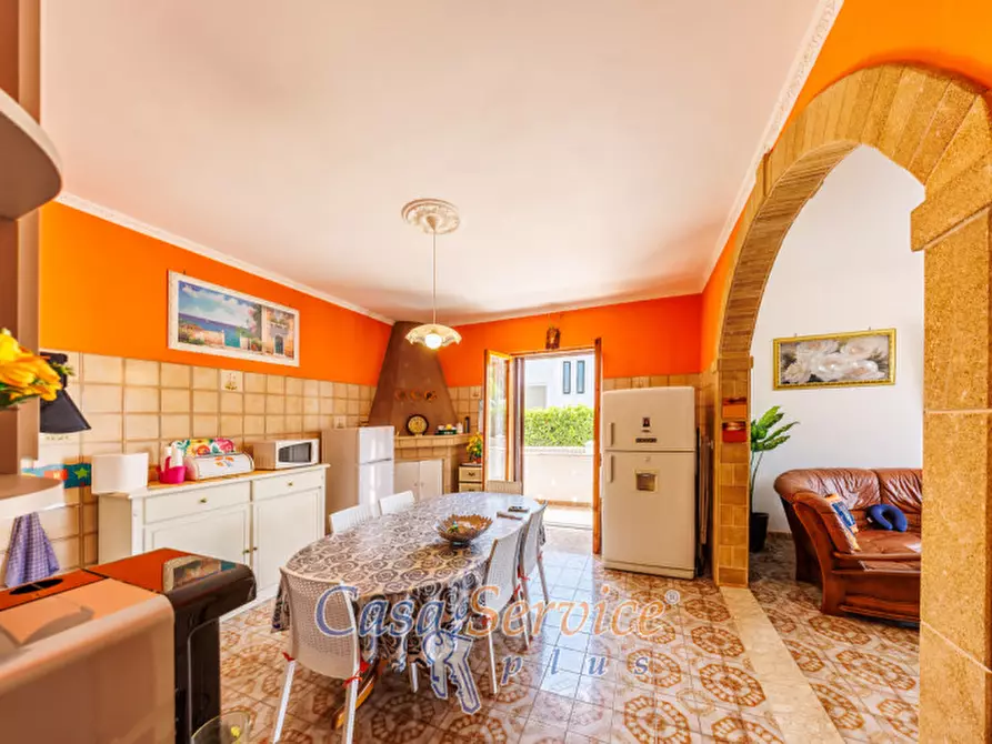 Immagine 35 di Villa in vendita  in Via Ischia a Taviano