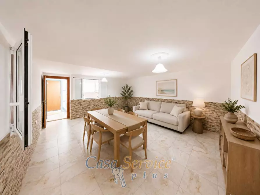Immagine 45 di Villa in vendita  in Via Ischia a Taviano