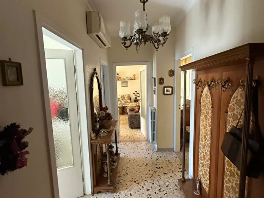 Immagine 9 di Appartamento in vendita  in Via Amerigo Vespucci a Ceglie Messapico