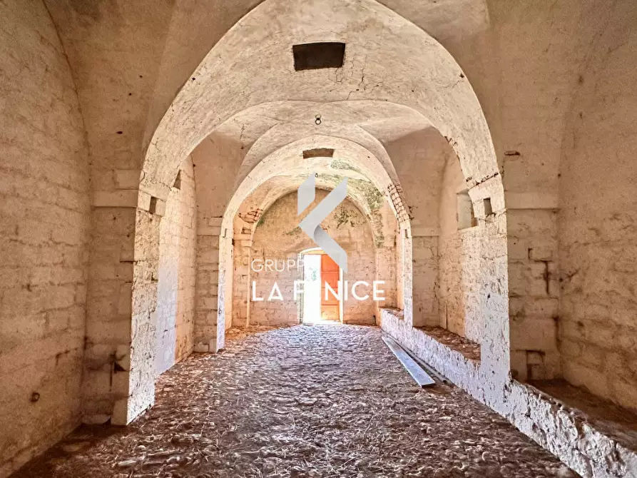 Immagine 22 di Rustico / casale in vendita  in Località Menzane a Martina Franca
