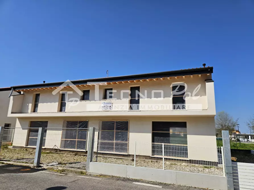 Immagine 11 di Casa bifamiliare in vendita  a Campodarsego