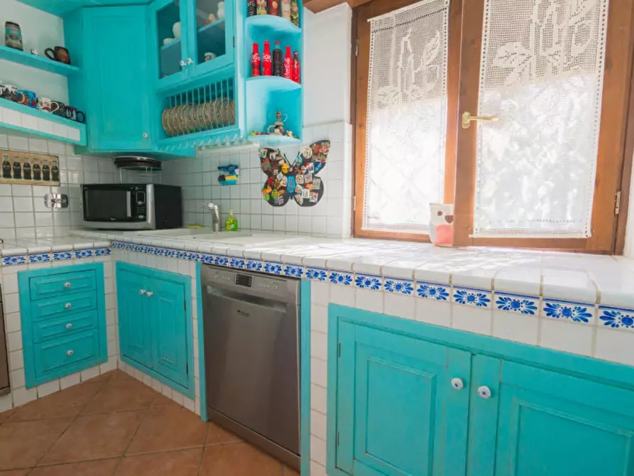 Immagine 9 di Casa quadrifamiliare in vendita  in Via Lavarone 77 a Roma