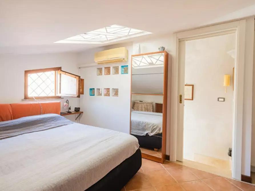 Immagine 15 di Casa quadrifamiliare in vendita  in Via Lavarone 77 a Roma