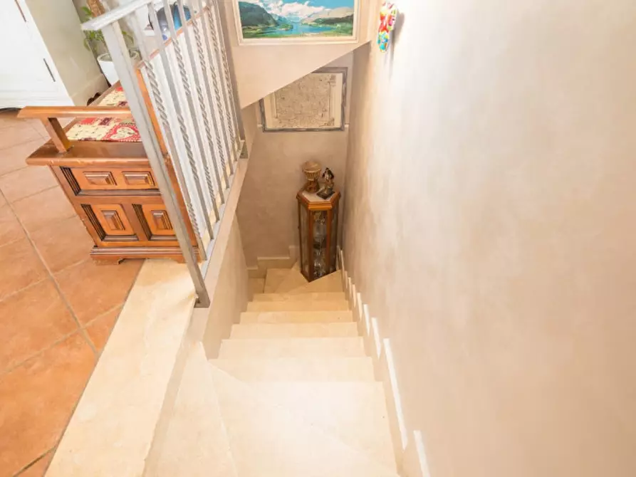 Immagine 18 di Casa quadrifamiliare in vendita  in Via Lavarone 77 a Roma