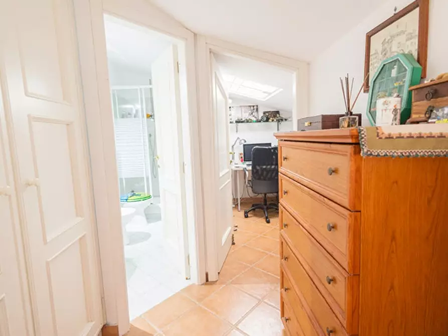 Immagine 21 di Casa quadrifamiliare in vendita  in Via Lavarone 77 a Roma