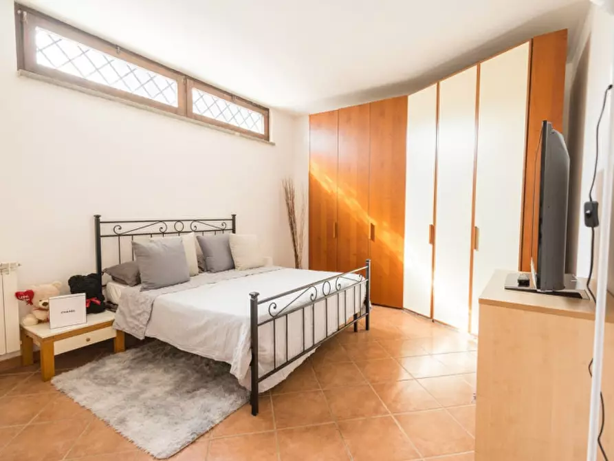 Immagine 39 di Casa quadrifamiliare in vendita  in Via Lavarone 77 a Roma