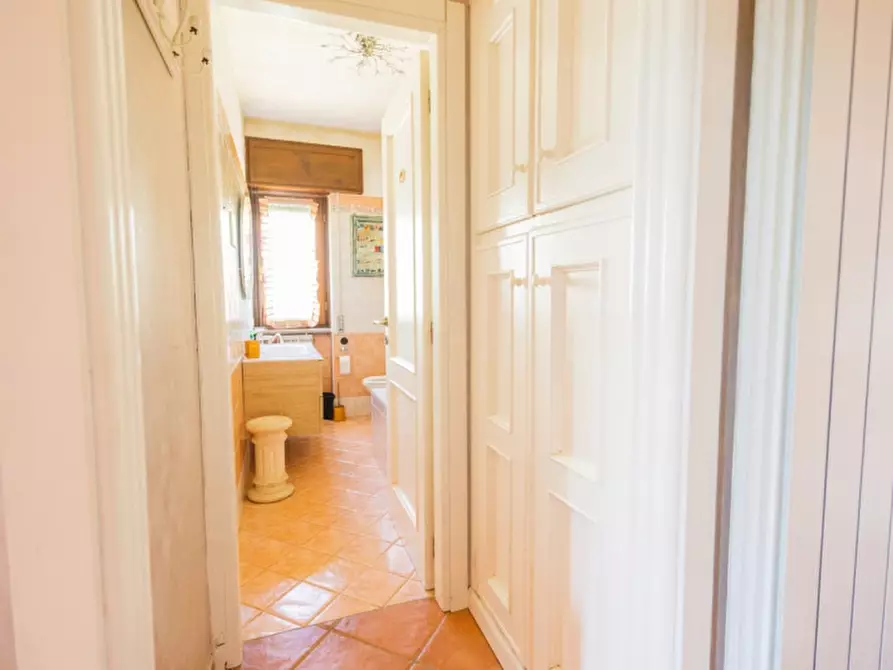 Immagine 43 di Casa quadrifamiliare in vendita  in Via Lavarone 77 a Roma