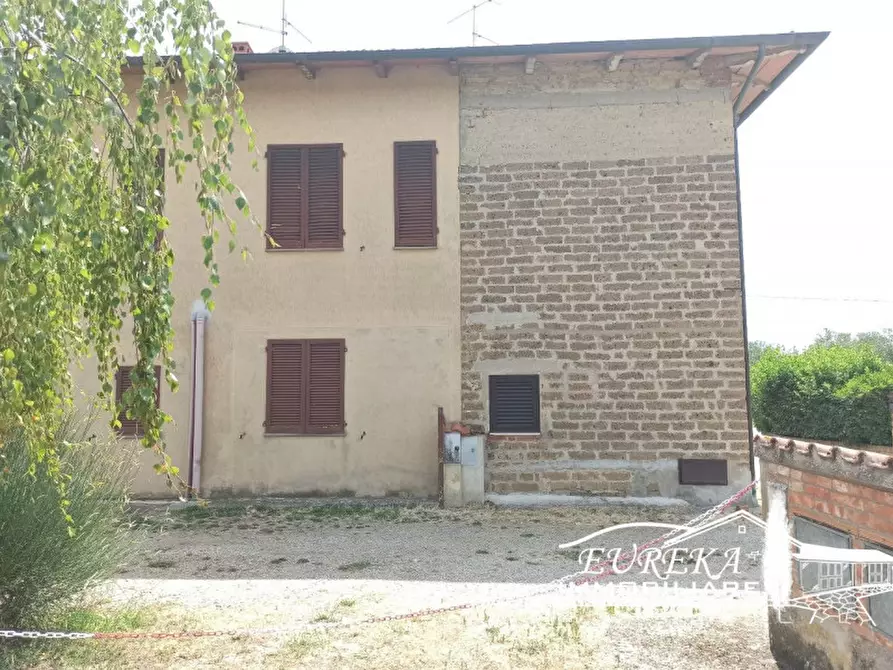Immagine 3 di Appartamento in vendita  in Badia a Castiglione Del Lago