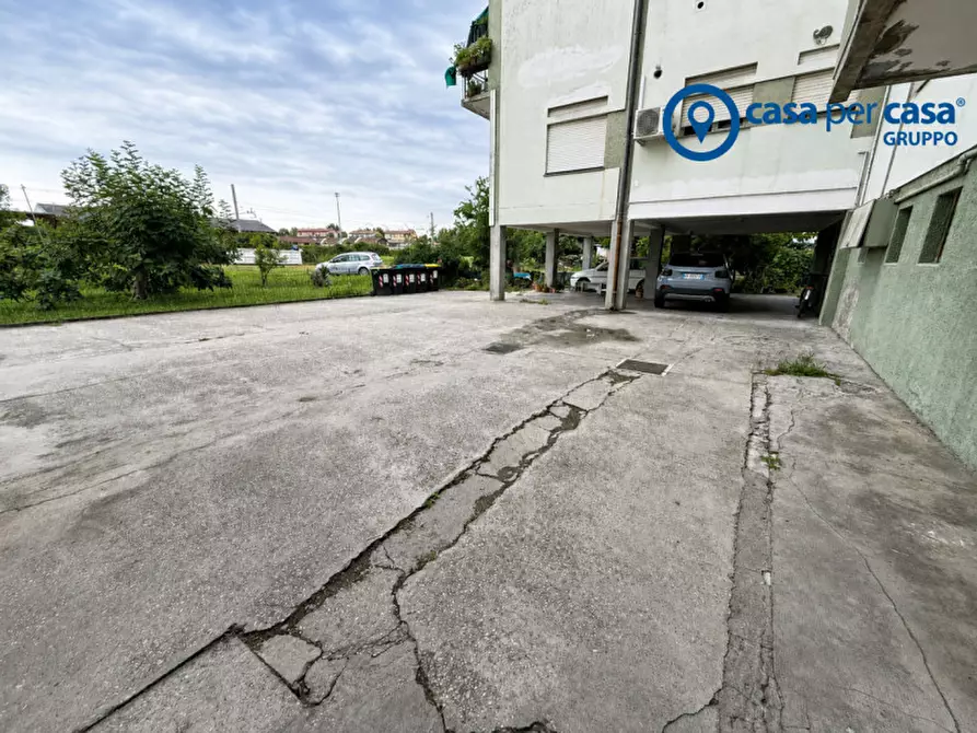 Immagine 13 di Appartamento in affitto  in Via Bortolina 39 a Adria
