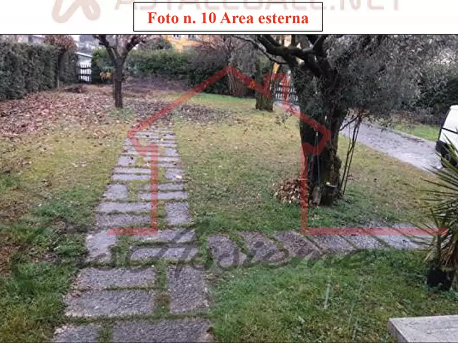 Immagine 5 di Casa bifamiliare in vendita  in Via Gaetana sterni a Cassola