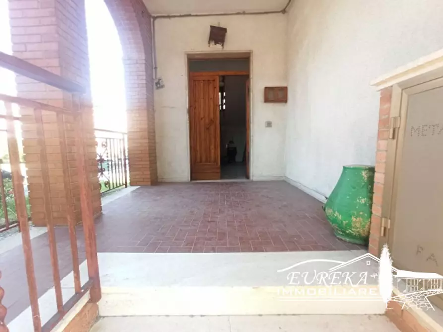 Immagine 4 di Casa indipendente in vendita  a Castiglione Del Lago