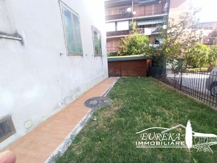 Immagine 25 di Casa indipendente in vendita  a Castiglione Del Lago