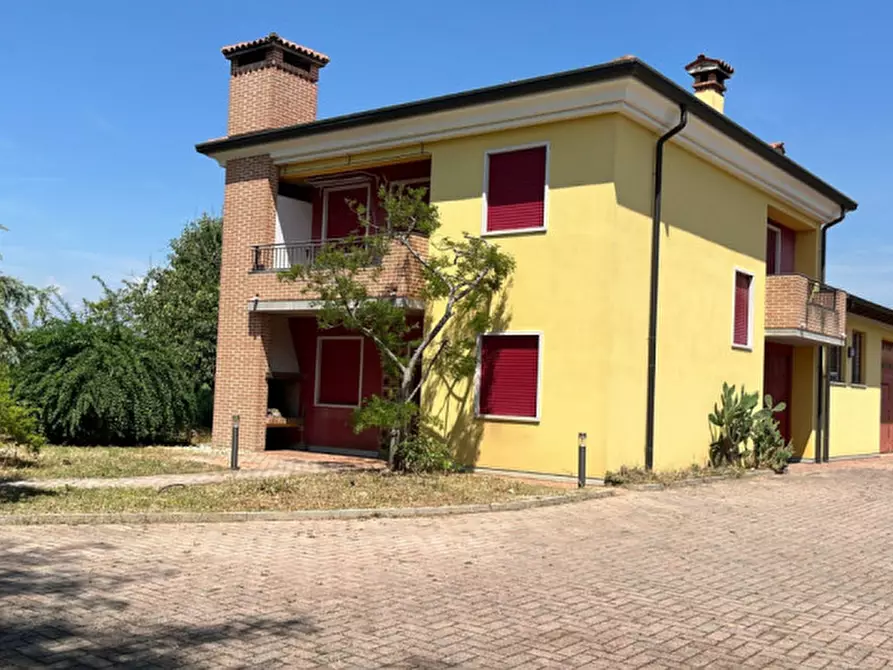 Immagine 2 di Casa indipendente in vendita  in Via Milana a Dueville