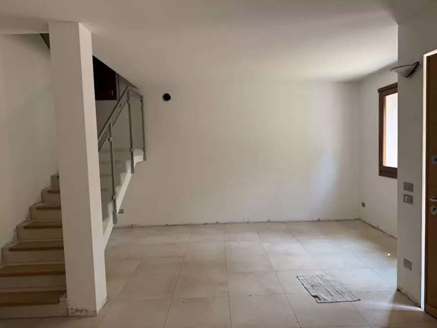 Immagine 13 di Casa indipendente in vendita  in Via Milana a Dueville