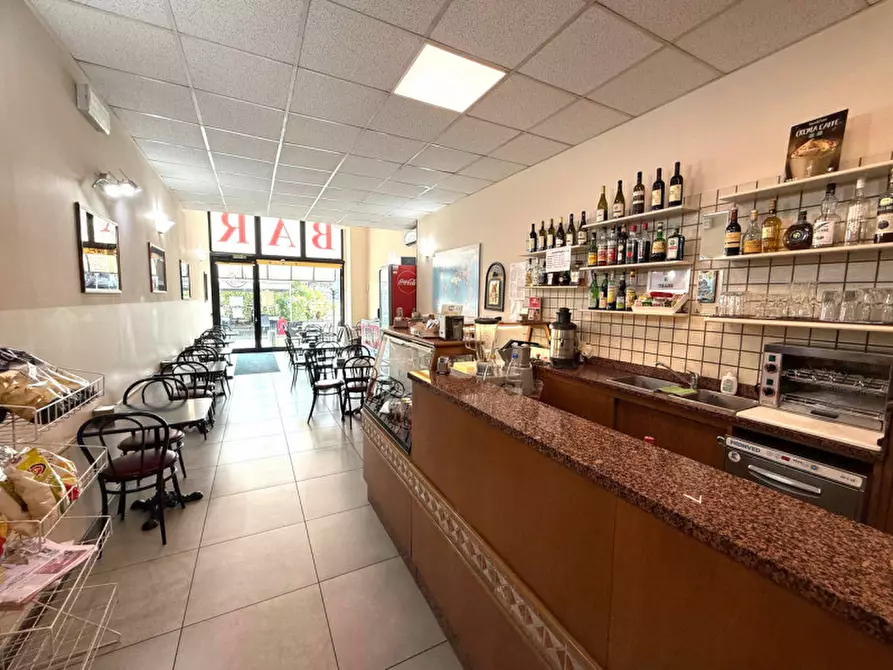 Immagine 4 di Attività commerciale in vendita  in Via del Santo a Limena