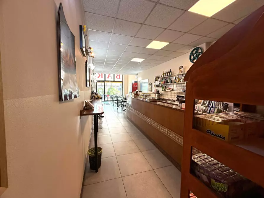 Immagine 9 di Attività commerciale in vendita  in Via del Santo a Limena