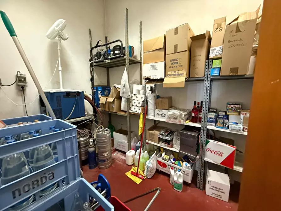 Immagine 11 di Attività commerciale in vendita  in Via del Santo a Limena