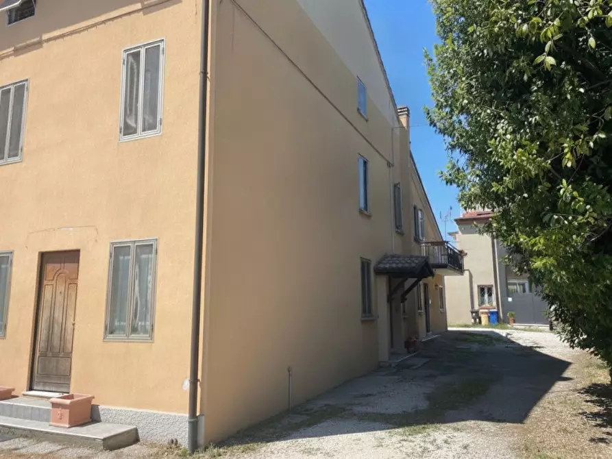 Immagine 1 di Villa in vendita  in Via di Bertesinella a Vicenza