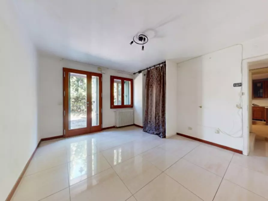 Immagine 10 di Villa in vendita  in Via di Bertesinella a Vicenza