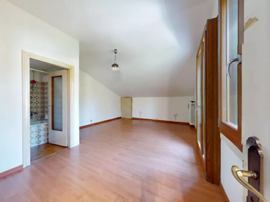 Immagine 14 di Villa in vendita  in Via di Bertesinella a Vicenza