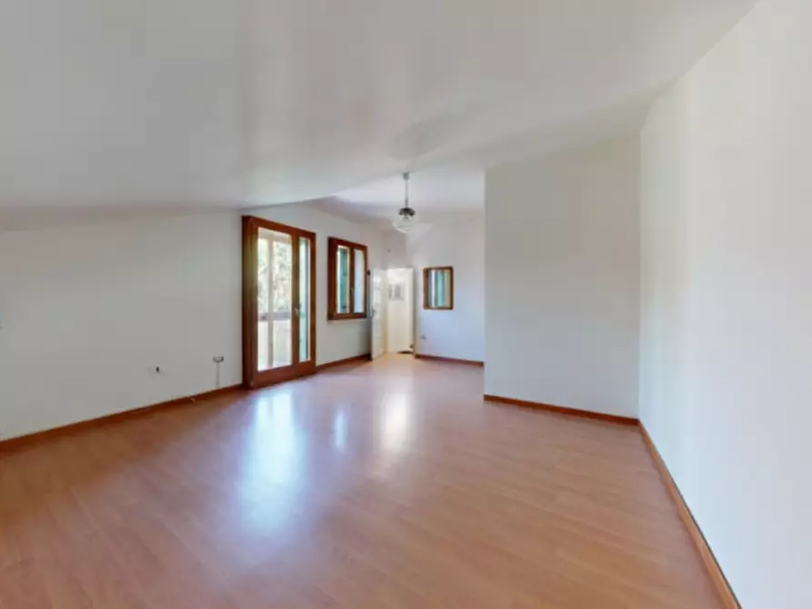 Immagine 15 di Villa in vendita  in Via di Bertesinella a Vicenza