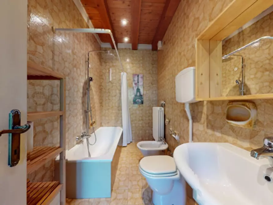 Immagine 23 di Villa in vendita  in Via di Bertesinella a Vicenza