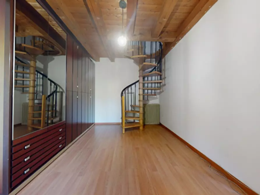 Immagine 24 di Villa in vendita  in Via di Bertesinella a Vicenza