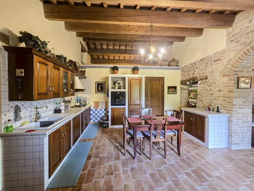 Immagine 16 di Rustico / casale in vendita  in via Pieve a Belforte All'isauro